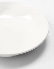2---sculpture_pasta_plate_off_white_401630_761_172_lr_d1_p_1