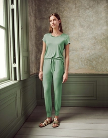 5---Jules_Uni_Trousers_Long_Easy_green_101528_640_LR_S3_P