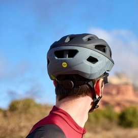 triad-helmet_aleckCS_ls02