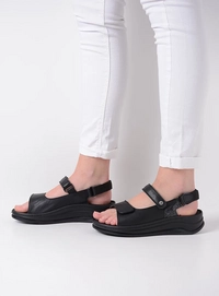 wolky-sandalen-03350-adura-20000-zwart-leer-detail
