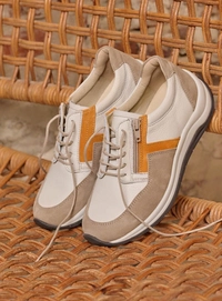 7---wolky-lage-veterschoenen-00979-comrie-92122-beige-safari-combi-leer-sfeer
