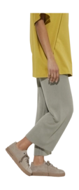 9---1024633_f_look_f-_no-bg