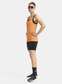 1908770-533000_ADV Essence Singlet W_closeup6