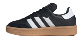 Samba_XLG_Schoenen_Zwart_IE1379_06_standard-_no-bg
