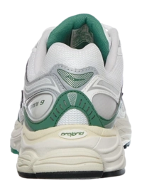 3---6-saucony-progrid-omni-9-ivory-green-_no-bg