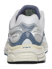 6-saucony-progrid-omni-9-ivory-blue-_no-bg-_no-bg