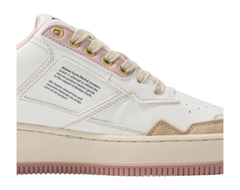 5---gen1_pink-detail2-RAW-1-_no-bg