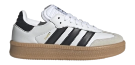 1---JH6516_1_FOOTWEAR_Photography_Side Lateral Center View_transparent-_no-bg