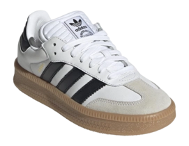 8---JH6516_6_FOOTWEAR_Photography_Front Lateral Top View_transparent-_no-bg