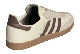 7---ID1447_7_FOOTWEAR_Photography_Back Lateral Top View_transparent-_no-bg