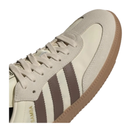 8---ID1447_8_FOOTWEAR_Photography_Detail View 1_transparent-_no-bg