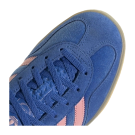 IG6785_9_FOOTWEAR_Photography_Detail View 2_transparent-_no-bg
