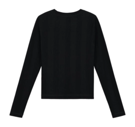 2---W180102_black_02-_no-bg
