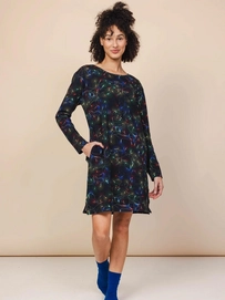 2---FW24XMASlights_longsleevedress_women_2