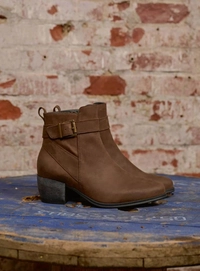 wolky-laarzen-02884-zavalla-hv-12300-bruin-nubuck-sfeer