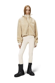 7---19950_sand_aw24_women_3