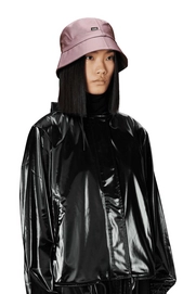 3---20010_muse_aw24_women_1