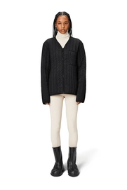 5---21670_black_AW24_women_1