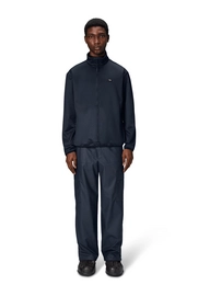 2---21700_navy_aw24_men_1