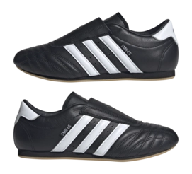 5---JQ4775_10_FOOTWEAR_Photography_Mirrored Pair View_white-_no-bg