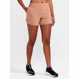 1979_152398d6dd-1910759-791000_adv-essence-5-inch-stretch-shorts-w_closeup1-original