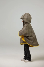 2---DucksdayStudioRainPonchoPuck_11
