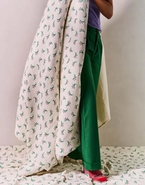 6---lily_melody_duvet_cover_tofu_taupe_101743_649_lr_s3_p_3