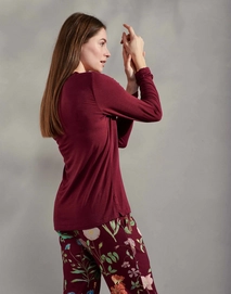 4---luyza_uni_top_long_sleeve_burgundy_100645_275_lr_s2_p