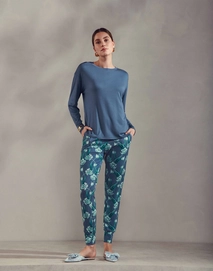 6---denna_uni_top_long_sleeve_bijou_blue_101210_277_lr_s4_p
