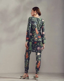 5---elm_marigold_nightdress_long_sleeve_slate_grey_101782_662_lr_s3_p