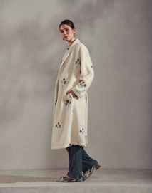 4---sammie_embroidery_kimono_long_vanilla_101806_292_lr_s2_p