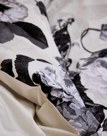 3---Floor_Duvet_cover_Vanilla_101300_292_LR_D2_P