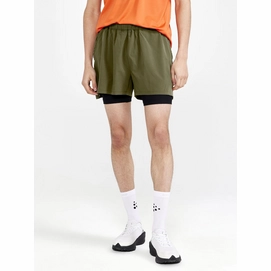 2---1908764-664000_ADV Essence 2-in-1 Stretch Shorts M_Closeup1