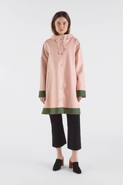 Regenjas Stutterheim Women Mosebacke Frame P. Pink G. Willow