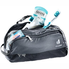 2---3930121-7000-WashBagTourIII-s20-d1