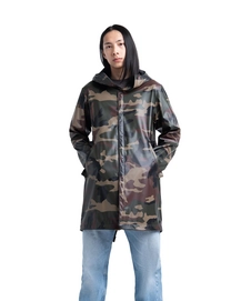 Jas Herschel Supply Co. Men's Rainwear Fishtail Parka Woodland Camo