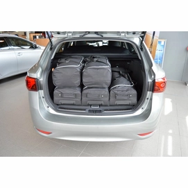 Tassenset Carbags Toyota Avensis III facelift wagon 2015+