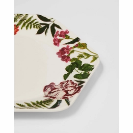 2---GALLERY_OFF_WHITE_CAKE_PLATE_DETAIL_1_LR