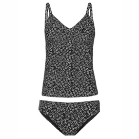 2---Protest-Amira-True-Black (1)
