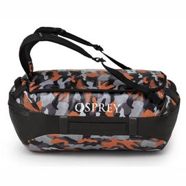 2---TransporterDuffel40_F21_Front_BlackOrangeCamo