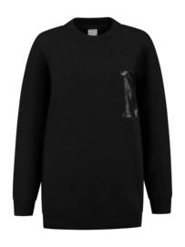 2---Philou_Sweater_Black_Front-_no-bg