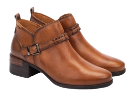 20-W6W-7536C1_250_Pikolinos_MALAGA_BRANDY_full-_no-bg