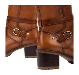 60-W7H-8507_250_Pikolinos_LLANES_BRANDY_full-_no-bg