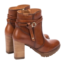 30-W7M-8806_250_Pikolinos_CONNELLY_BRANDY_full-_no-bg