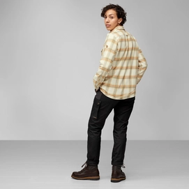 5---ovik_heavy_flannel_shirt_w_86999-113-196_c_model_fjr