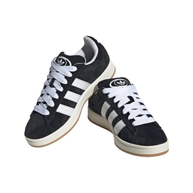 5---HQ8708_6_FOOTWEAR_Photography_Front Lateral Top View_transparent