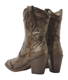 35.120-brown-python3_2000x2000-_no-bg