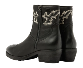 LA85695-black3_2000x2000-_no-bg