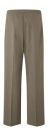 2---19240_F24400134-180513TCX-11-2400-_no-bg