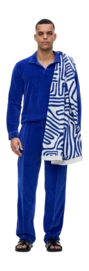 2---aHR0cHM6Ly9vYXMuY2VudHJhY2RuLm5ldC9jbGllbnQvZHluYW1pYy9pbWFnZXMvMTIzMl80NWQwM2Q4MjZjLWF6dXItdmVsb3VyLXBhbnRzLTUwMTItMDQtZi0wMDEtb3JpZ2luYWwuanBn-_no-bg